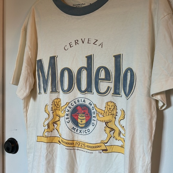 Vintage Abercrombie & Fitch Modelo Mexico Beer Graphic Tee T-Shirt medium - Picture 3 of 5